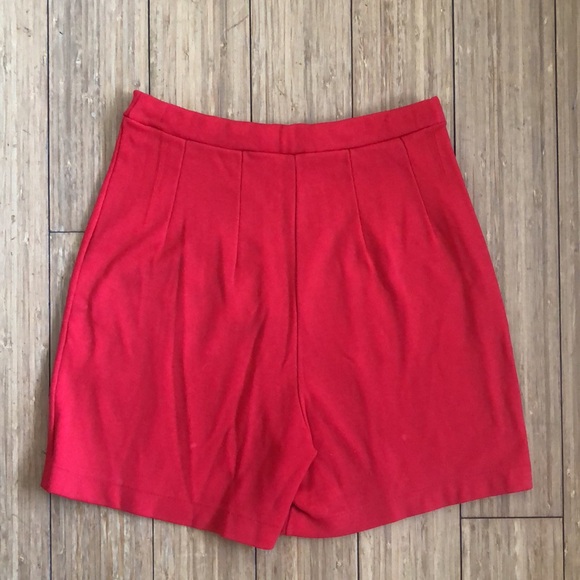 VINTAGE - Stretch Pin Up Shorts - Cherry Red - Picture 2 of 4